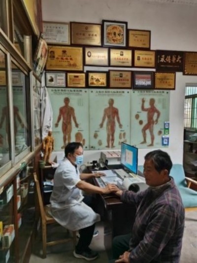 特色诊疗中医专家——钱国锋