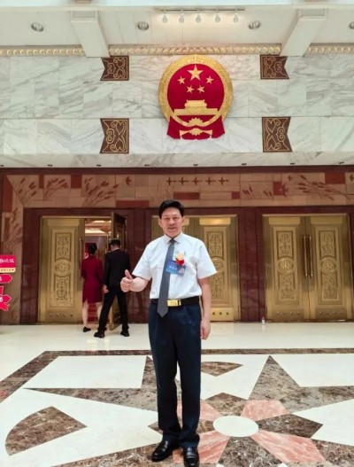笔墨寄岐黄 演讲擘远航｜李乘伊出席 2026 大健康产业品牌出海发展大会